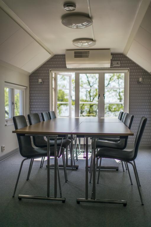 Hotell Sjoevillan Upplands Vasby Exterior photo
