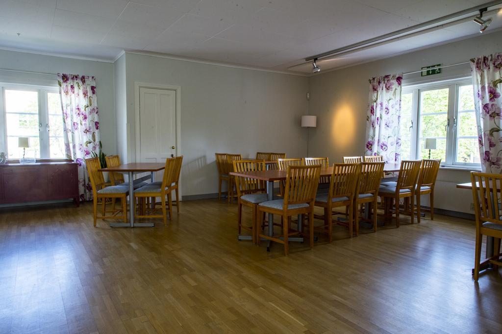 Hotell Sjoevillan Upplands Vasby Exterior photo