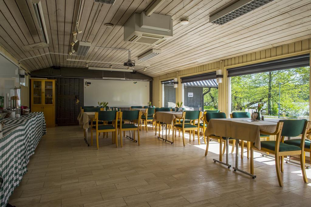 Hotell Sjoevillan Upplands Vasby Exterior photo